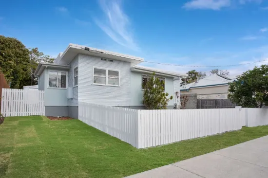 5A Clifton St, Booval, Qld 4304