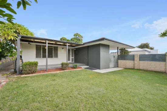 5A Lennox Road, Thornlie, WA 6108