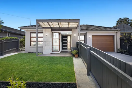 5B Margaret Avenue, Seaford, Vic 3198