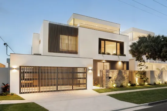 5b Rio Vista Boulevard, Broadbeach Waters, Qld 4218