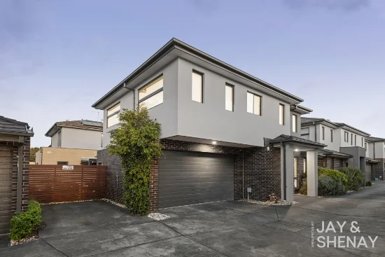 6/114 Kennington Park Drive, Endeavour Hills, Vic 3802 - For Sale