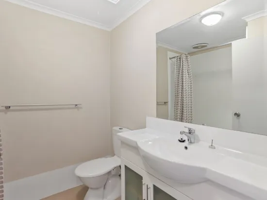 6/52-54 Martin Street, Nerang QLD 4211-Image