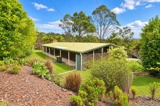 6-8 Cannon Place, Kooralbyn, Qld 4285 - For Sale