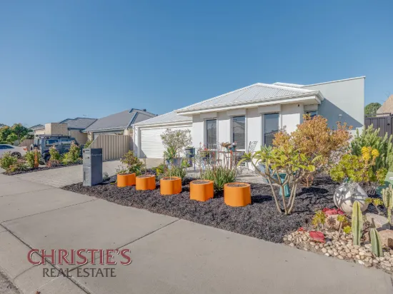 6 Albarello Way, Dayton, WA 6055