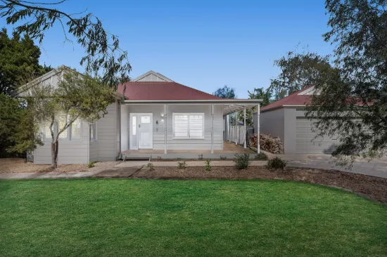 6 Aquarius Court, Mornington, Vic 3931