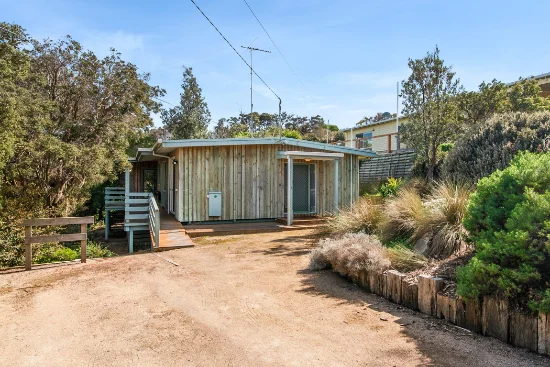 6 Arnold St, Blairgowrie, Vic 3942