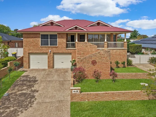 6 Bailes Crescent, Young, NSW 2594 - For Sale