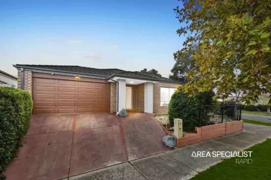 6 Bandit Grove, Cranbourne East, Vic 3977