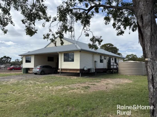 6 Bass Street, Yuleba, Qld 4427
