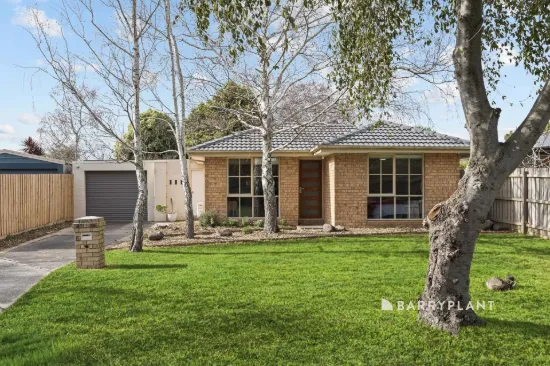 6 Bastow Close, Pakenham, Vic 3810
