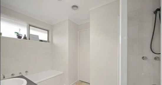 6 Bastow Close, Pakenham, Vic 3810-Image