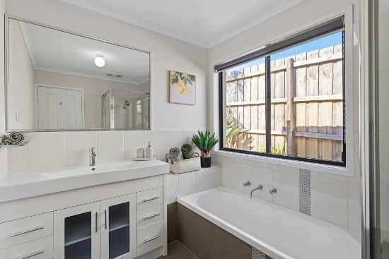 6 Beal Place, Mornington, Vic 3931-Image