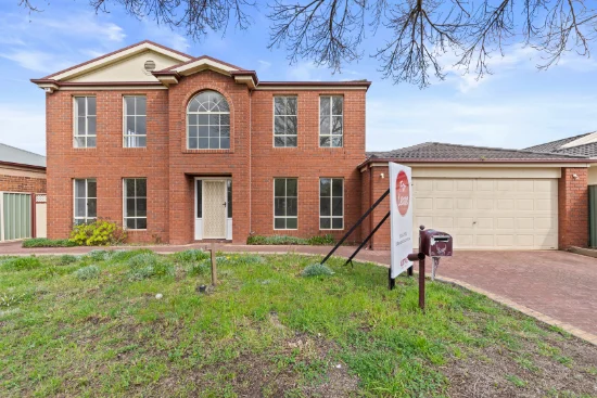 6 Beaumaris Way, Point Cook, Vic 3030 - For Rent