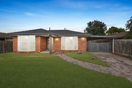6 Beckington Crescent, Hampton Park, Vic 3976