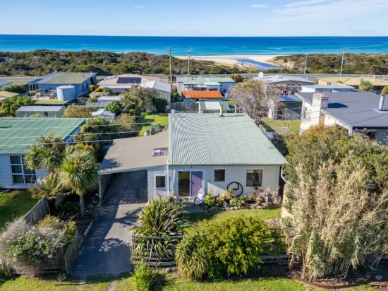 6 Bel-Air Crescent, Beaumaris, Tas 7215