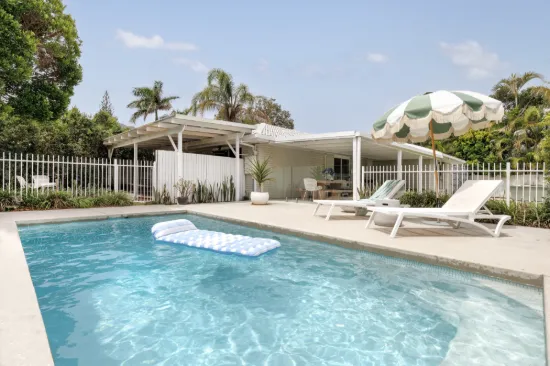 6 Ben Lexcen Drive, Sunrise Beach, Qld 4567