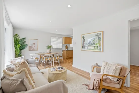 6 Black Swan Street, Berkeley Vale NSW 2261-Image