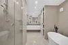 6 Bligh Court, Benowa QLD 4217-Image