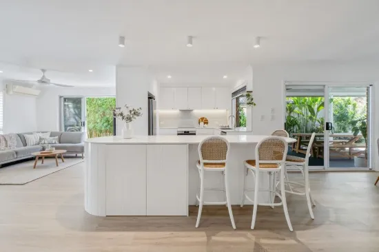 6 Bowerbird Place, Burleigh Waters QLD 4220-Image