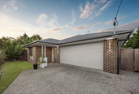 6 Brett Street, Lawnton, Qld 4501 - For Rent