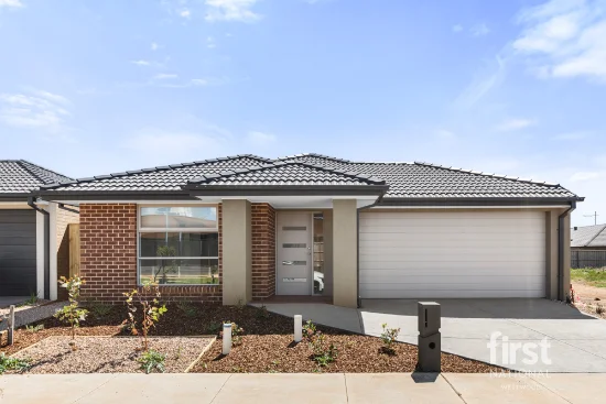 6 Brocton Road, Manor Lakes, Vic 3024 - For Rent