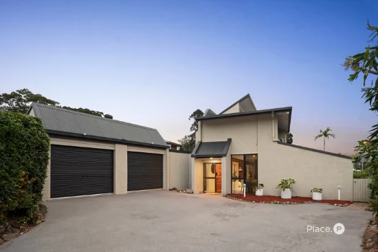 6 Brodick Street, Carindale, Qld 4152 - For Sale
