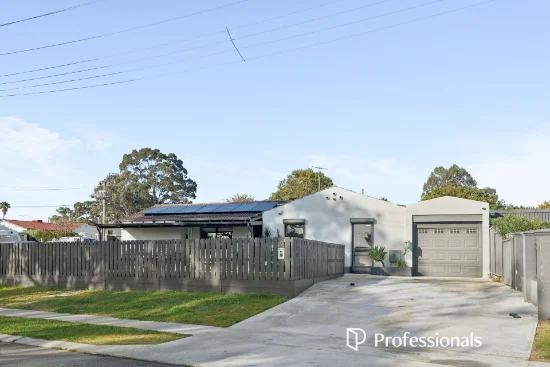 6 Burnham Way, Girrawheen, WA 6064 - Sold