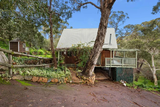 6 Burton Road, Darlington, WA 6070