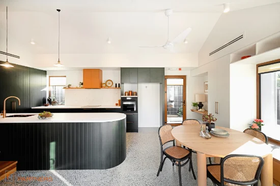 6 Carrington Street, Deakin, ACT 2600