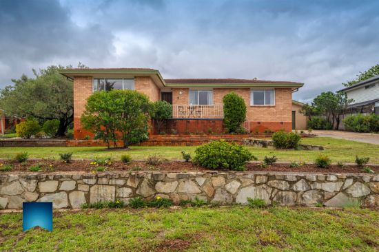 6 Charteris Crescent, Chifley, ACT 2606