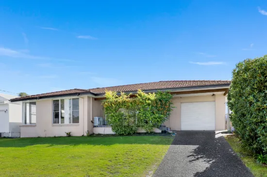 6 Clarence Street, Corlette NSW 2315-Image