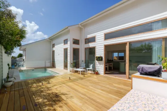 6 Cottage Crescent, Torquay, Vic 3228