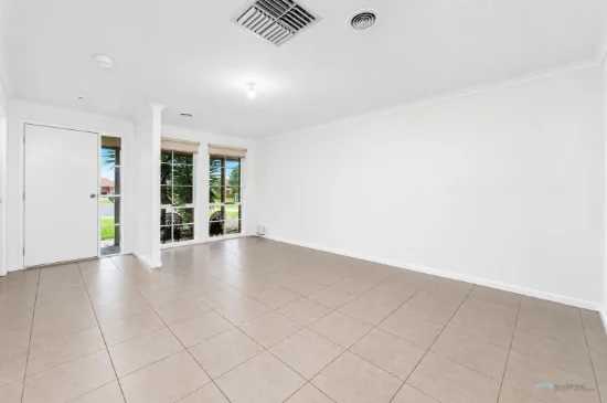 6 Daley Court, Brookfield, Vic 3338
