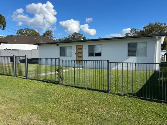 6 Dampier Ave, Eagleby, Qld 4207