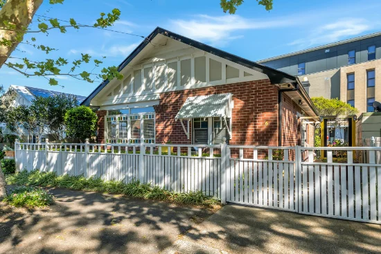 6 Dawson Street, Cooks Hill, NSW 2300