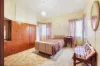 6 De Gunst Street, Kepnock, Qld 4670-Image
