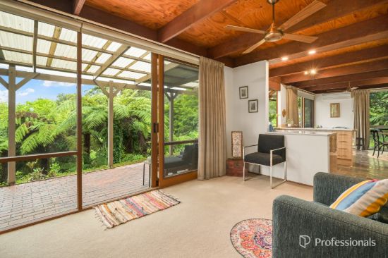 6 Devon Street, Warburton, Vic 3799-Image