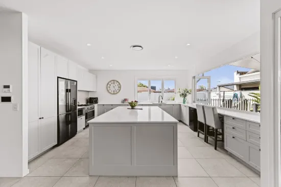 6 Dotterel Drive, Burleigh Waters, Qld 4220
