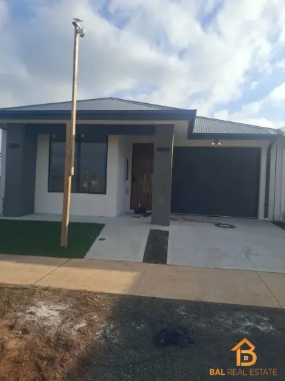 6 Effron Close, Melton South, Vic 3338