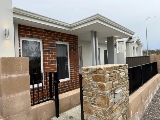 6 Expedition Drive, Clarkson, WA 6030