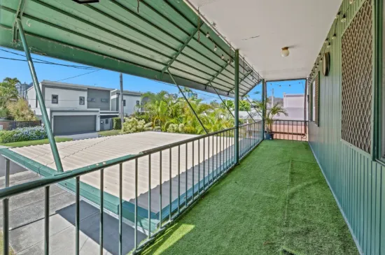 6 Fairway Avenue, Southport, Qld 4215-Image