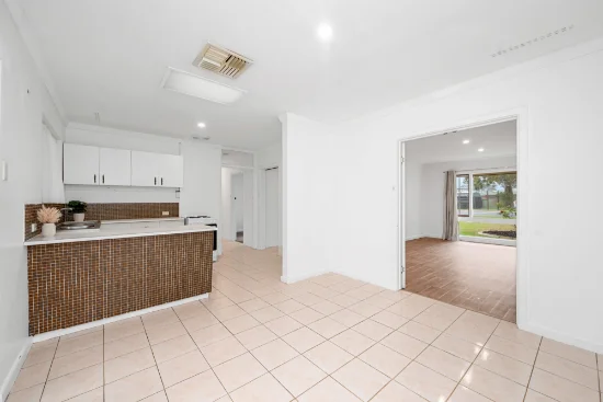 6 Farris Street, Rockingham, WA 6168-Image