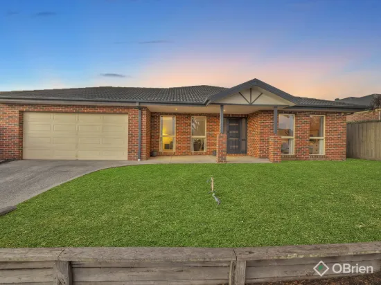 6 Ferndown Drive, Cranbourne, Vic 3977