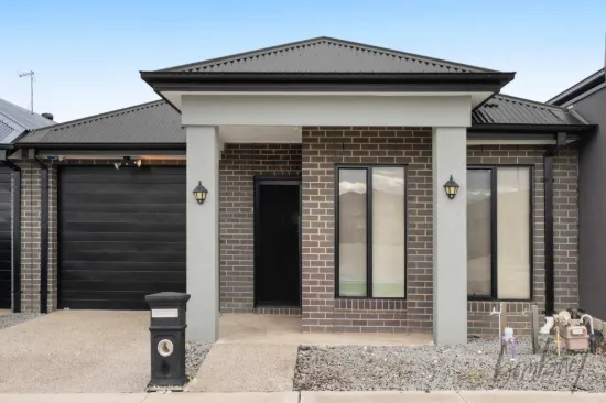 6 Frangipani Way, Mickleham, Vic 3064