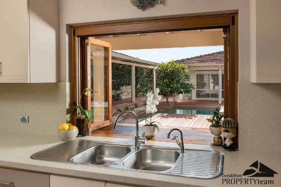 6 Frewer Place, Geraldton, WA 6530