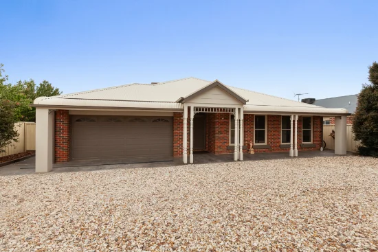 6 Geoffrey Court, Kilmore, Vic 3764