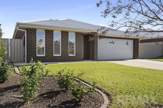 6 Goonawarra Street, Gobbagombalin, NSW 2650