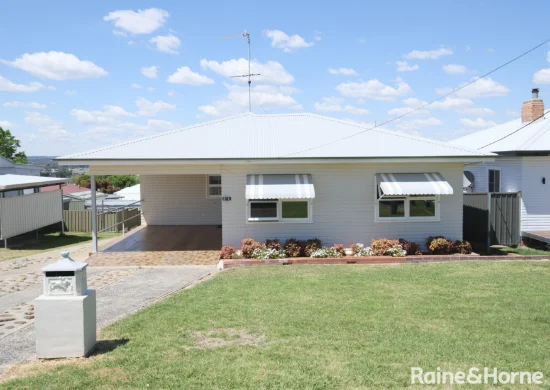 6 Gordon Street, Inverell, NSW 2360 - For Sale