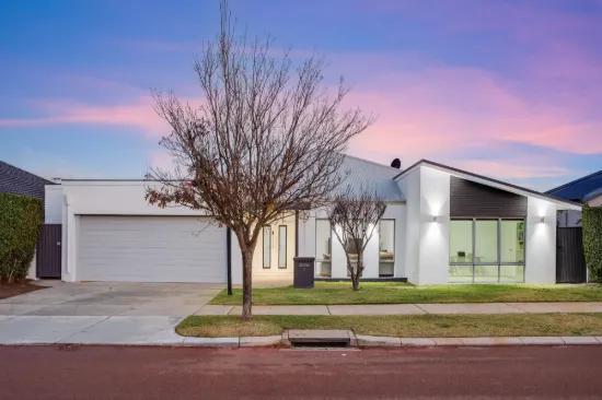 6 Grassbird Parade, Gwelup, WA 6018