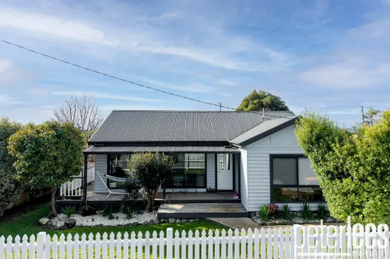 6 Greens Beach Road, Beaconsfield, Tas 7270